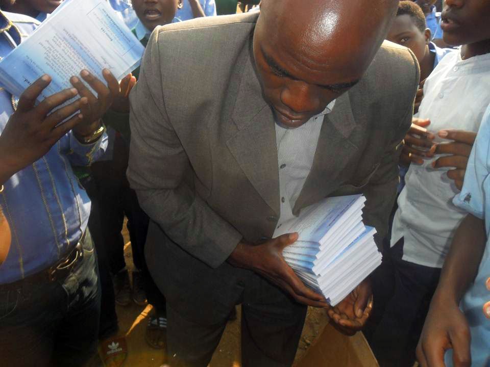 students book distribution6